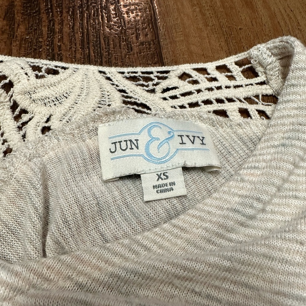 Blouse - Picture 5 of 5